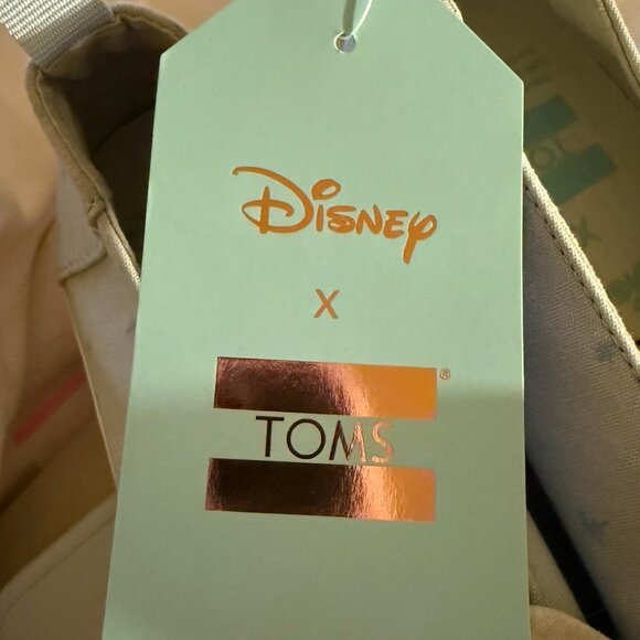 DISNEY X TOMS Cinderella Sky Blue Glass Slipper Canvas Shoe NWT - Picture 3 of 4